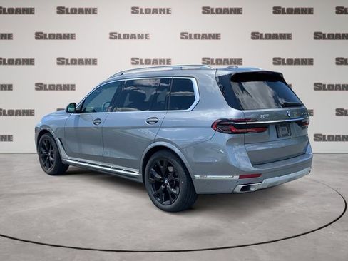 Used 2024 BMW X7 xDrive40i w/ Executive Package AWD/4WD image 3