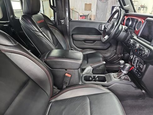 Used 2018 Jeep Wrangler Unlimited Rubicon AWD/4WD image 10