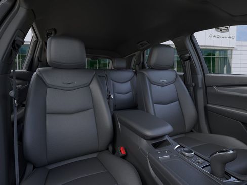 New 2026 Cadillac XT5 Luxury image 40