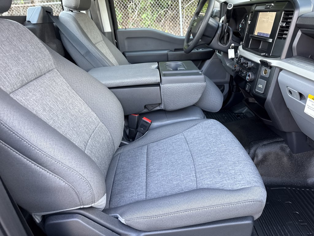 New 2026 Ford F350 XL w/ 360-Degree Camera Package RWD image 16