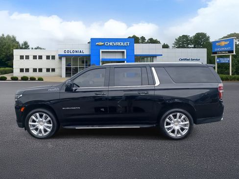 Used 2021 Chevrolet Suburban High Country image 6
