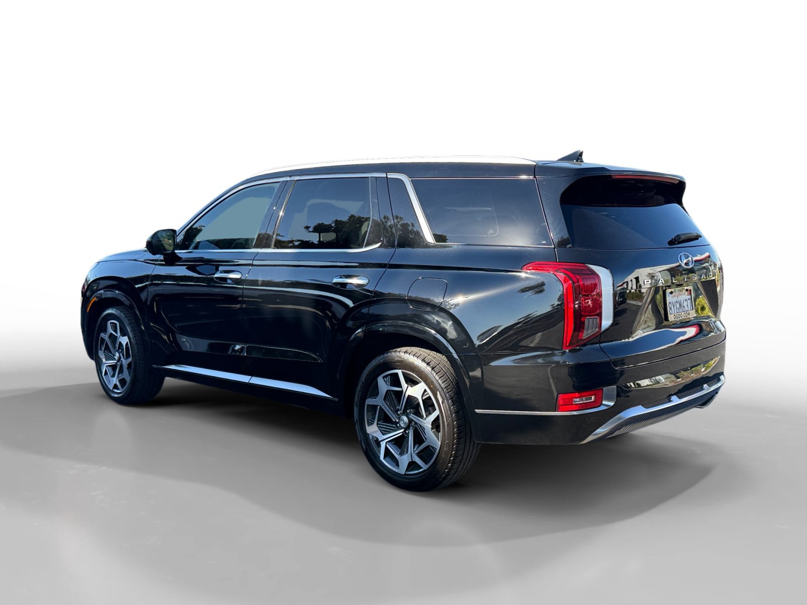 Used 2022 Hyundai Palisade Calligraphy w/ Cargo Package FWD image 3