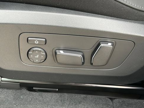 New 2026 BMW X3 xDrive30i w/ Convenience Package AWD/4WD image 15