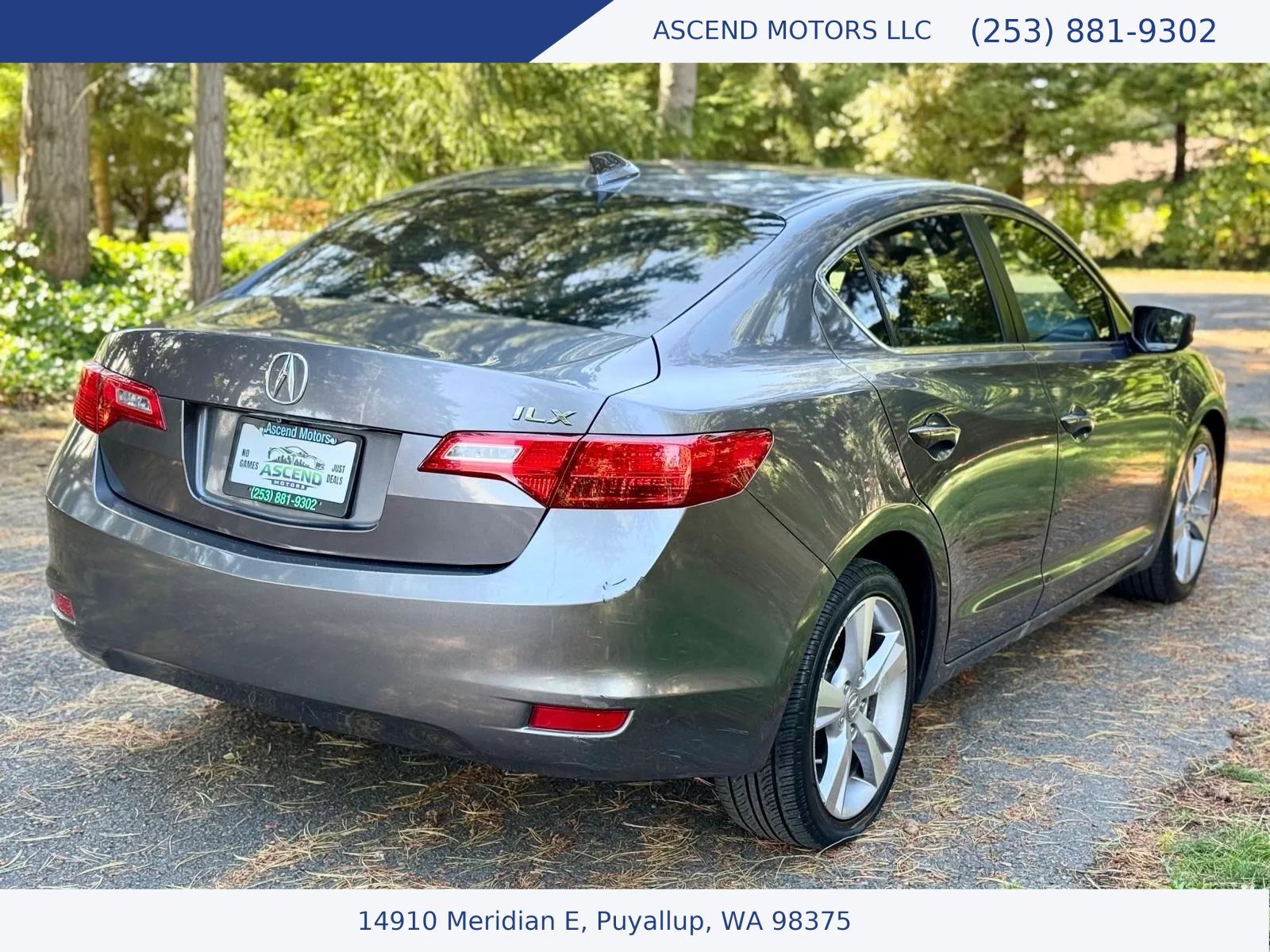 Used 2015 Acura ILX FWD image 5