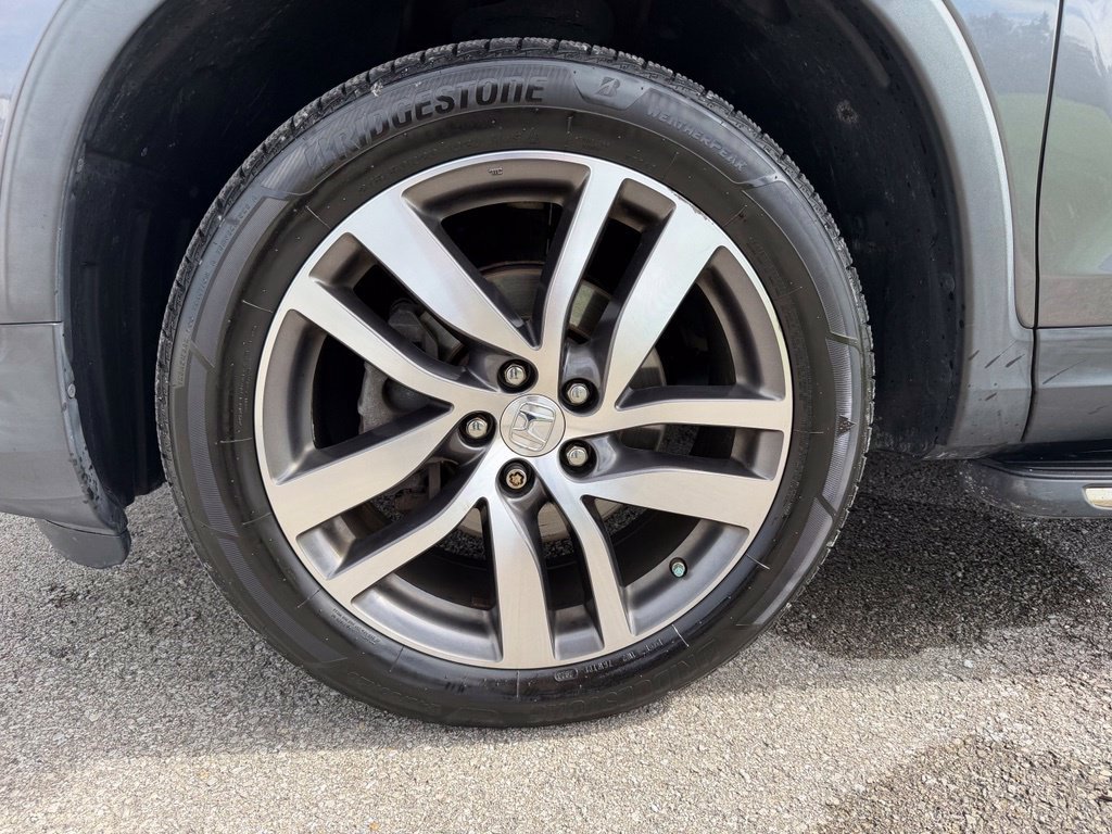 Used 2017 Honda Pilot Touring image 15