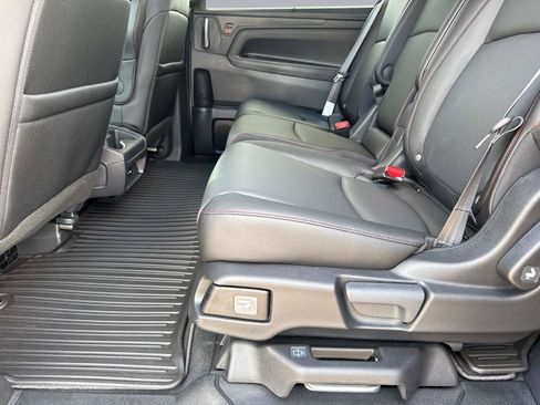 New 2026 Honda Odyssey Sport-L image 10