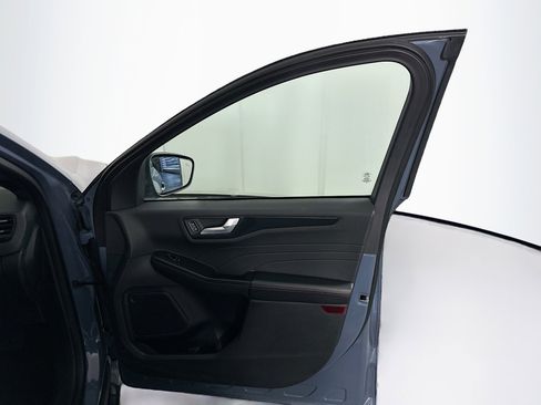 Used 2024 Ford Escape ST-Line image 30