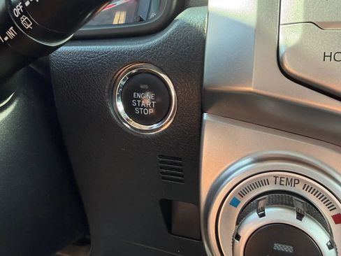 Used 2017 Toyota 4Runner Limited AWD/4WD image 26