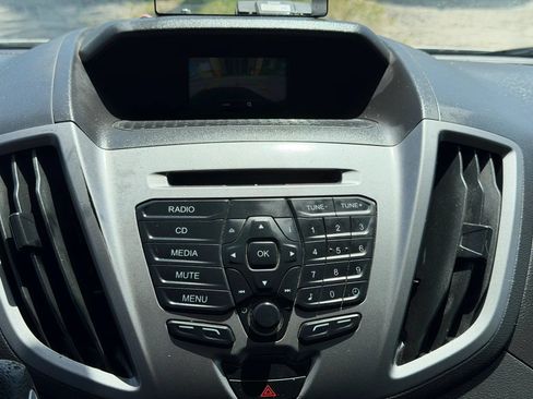 Used 2017 Ford Transit 350 XLT RWD image 16