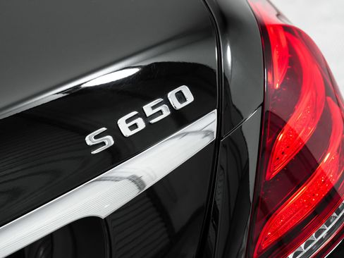 Used 2019 Mercedes-Benz Maybach S 650 image 55