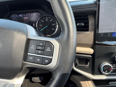Used 2024 Ford Expedition Max Limited AWD/4WD image 15