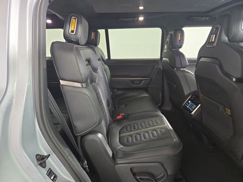 Used 2025 Rivian R1S Adventure Dual AWD/4WD image 23
