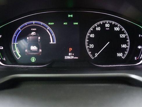 Used 2018 Honda Accord EX image 11