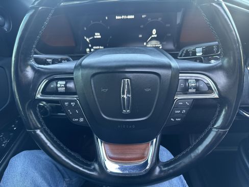 Used 2021 Lincoln Navigator Reserve RWD image 34