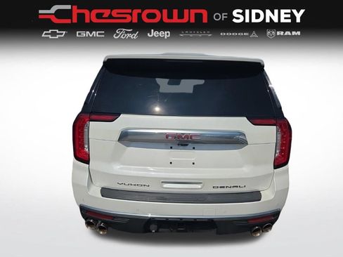 Used 2023 GMC Yukon XL Denali w/ Advanced Technology Package AWD/4WD image 6