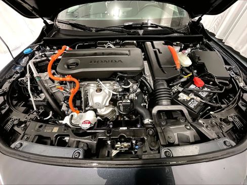 Used 2025 Honda Civic Sport image 29