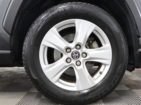 Used 2019 Toyota RAV4 XLE image 38