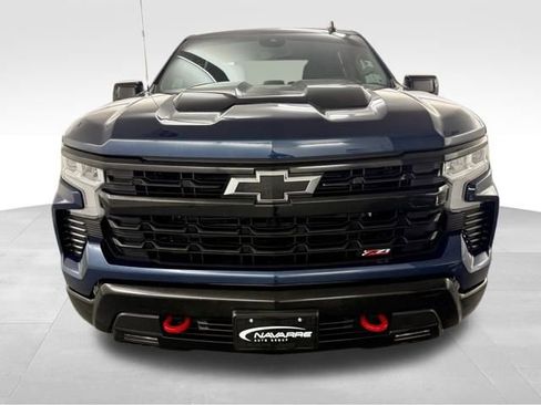 Used 2023 Chevrolet Silverado 1500 LT Trail Boss image 3
