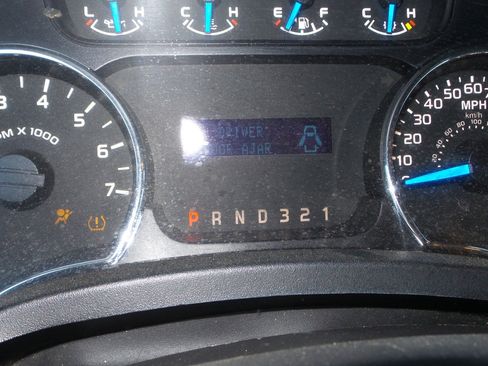 Used 2013 Ford F150 XLT image 32