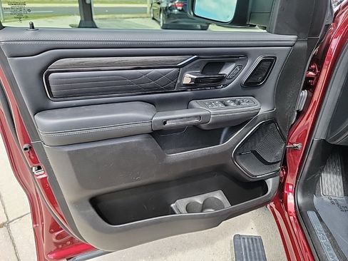 Used 2025 RAM 1500 Limited w/ Body Color Bumper Group AWD/4WD image 10