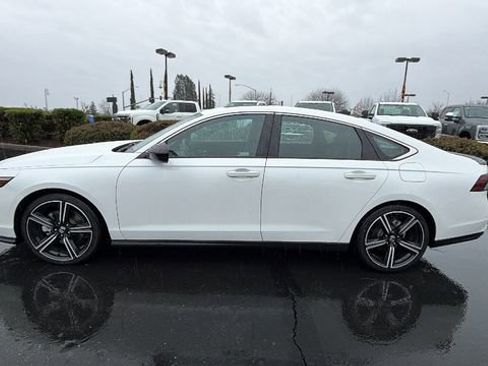 Used 2023 Honda Accord Sport image 7