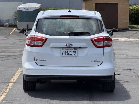 Used 2017 Ford C-MAX SE w/ Cargo Management Package FWD image 6
