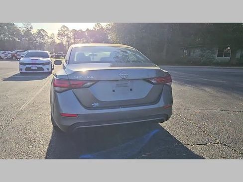 Used 2024 Nissan Sentra S image 28