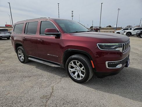 Used 2022 Jeep Wagoneer Series II image 10