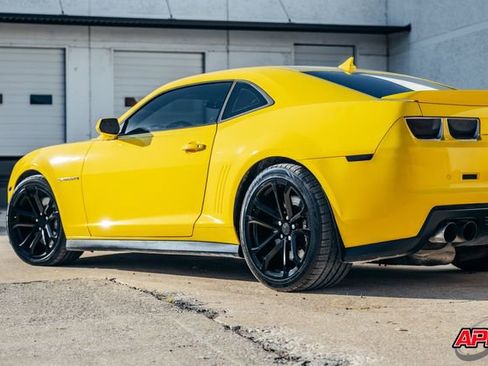 Used 2013 Chevrolet Camaro ZL1 image 41