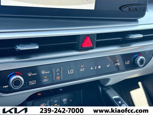 New 2026 Kia Sorento S FWD image 33