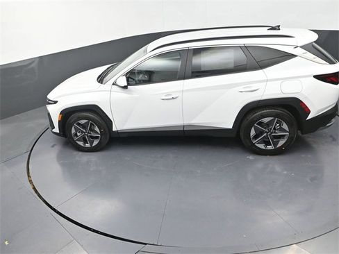 New 2026 Hyundai Tucson SEL image 24