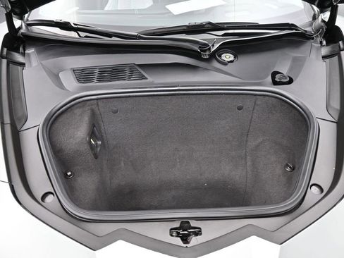 Used 2022 Chevrolet Corvette Stingray w/ Z51 Performance Package image 26