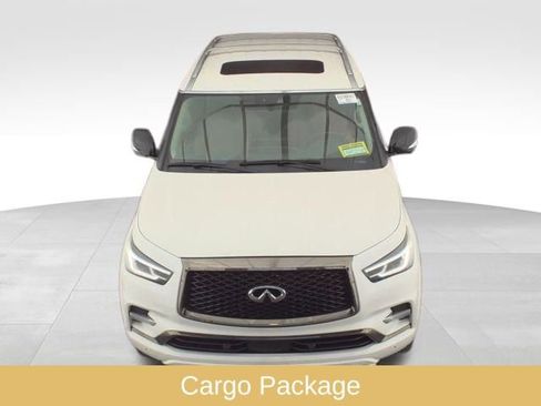 Used 2024 INFINITI QX80 Premium Select w/ Cargo Package image 2
