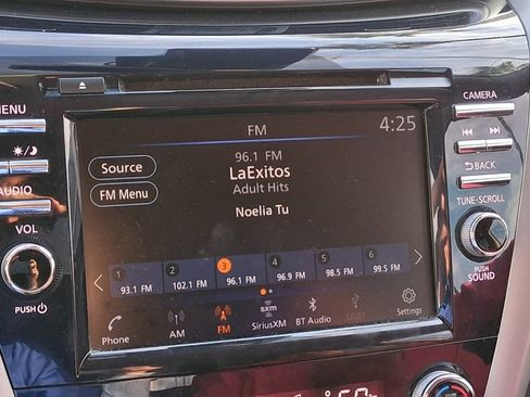 Used 2020 Nissan Murano SV image 8