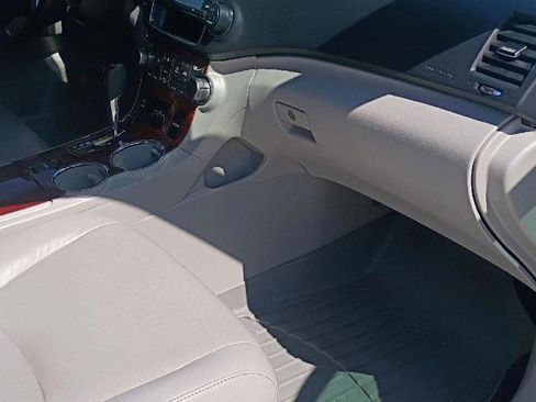 Used 2013 Toyota Highlander Limited image 22
