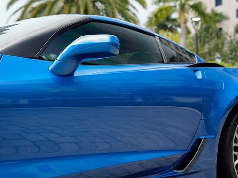 Used 2016 Chevrolet Corvette Z06 w/ 3LZ Preferred Equipment Group RWD image 11