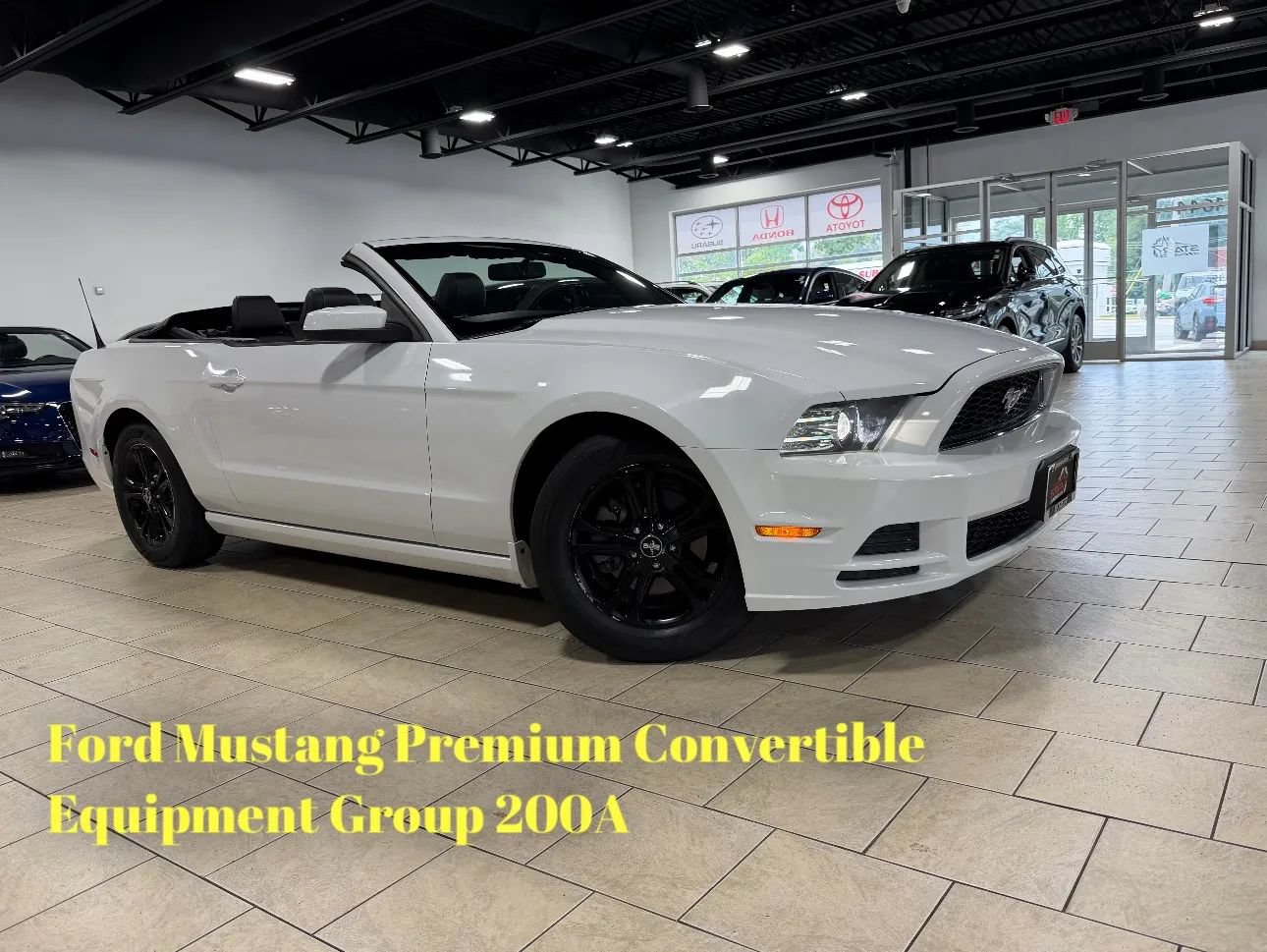 Used 2014 Ford Mustang Premium RWD image 1