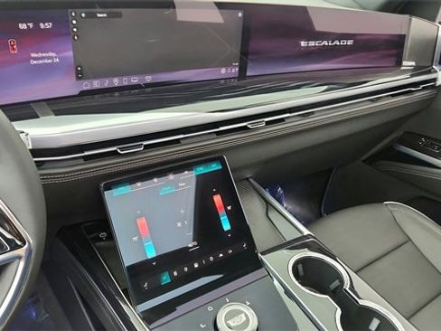 Used 2026 Cadillac Escalade Sport w/ LPO, ONYX Package image 49