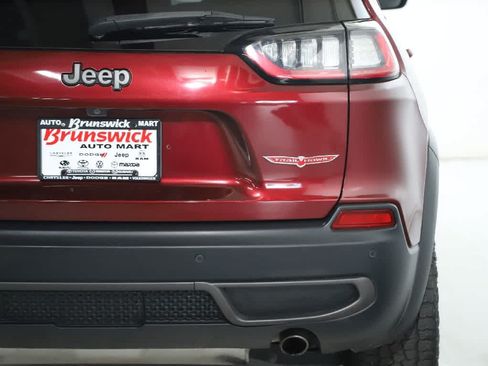 Used 2019 Jeep Cherokee Trailhawk w/ Cold Weather Group AWD/4WD image 44