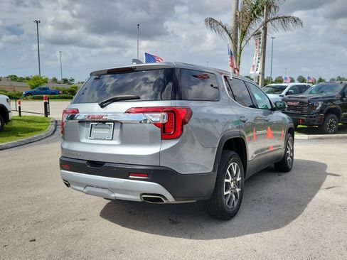 Used 2023 GMC Acadia SLE image 5