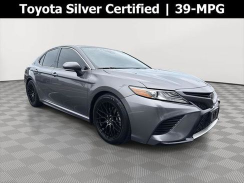 Certified 2019 Toyota Camry XSE FWD image 1