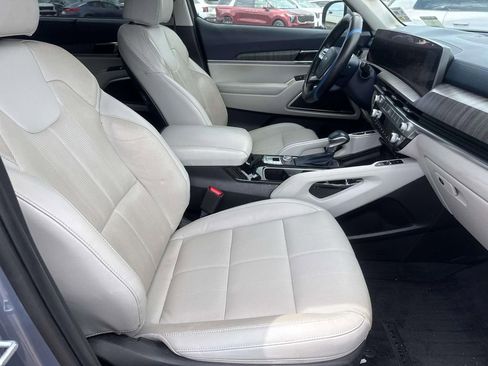 Used 2023 Kia Telluride SX FWD image 13