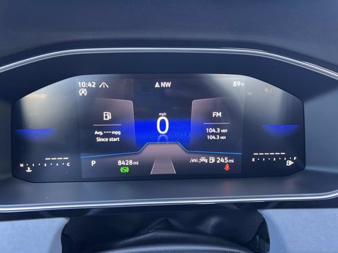 Certified 2025 Volkswagen Jetta SE image 11