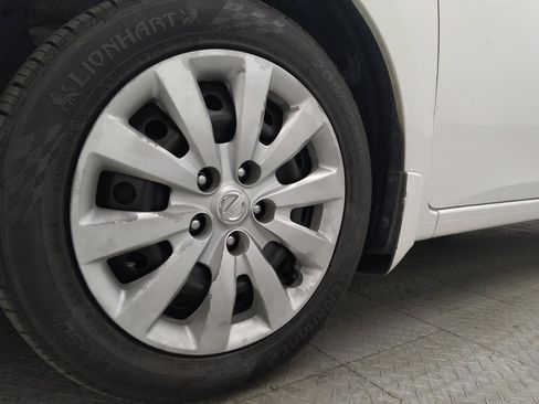 Used 2017 Nissan Sentra S FWD image 31