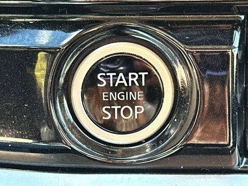 Used 2024 Nissan Pathfinder SL w/ SL Premium Package image 38