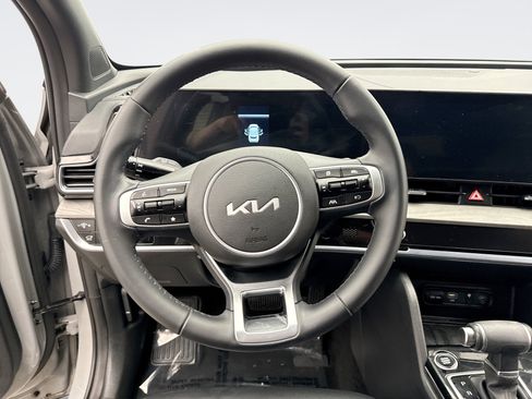 Used 2025 Kia Sportage X-Line w/ Premium Package AWD/4WD image 12