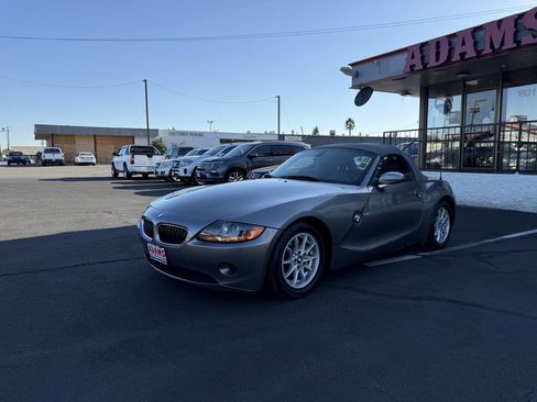 Used 2004 BMW Z4 2.5i image 7