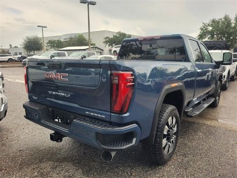 New 2025 GMC Sierra 2500 Denali w/ Denali Reserve Package image 14