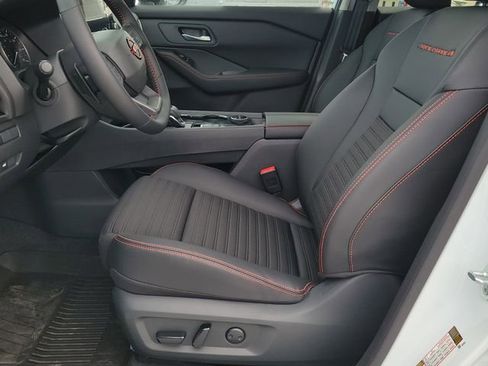New 2026 Nissan Rogue SV w/ Rock Creek Premium Package AWD/4WD image 6