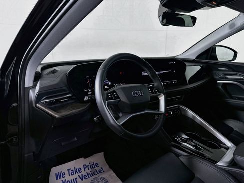 Used 2025 Audi Q5 Premium Plus w/ Premium Plus AWD/4WD image 9